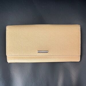 Burberry Tan Women's Wallet w/Kisslock